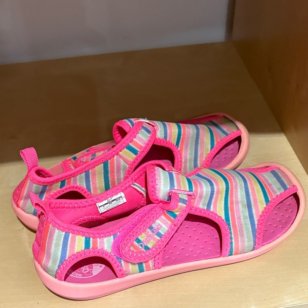 OshKosh B'gosh Pink Striped Kids Watershoes